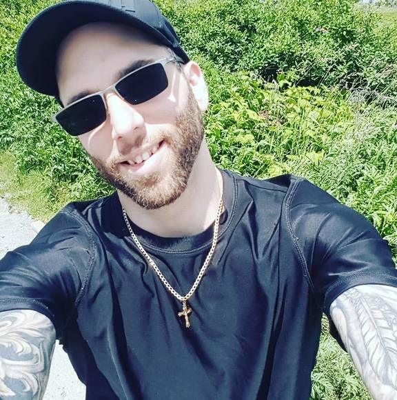 Meet your Posher, William - Picture 1 of 1